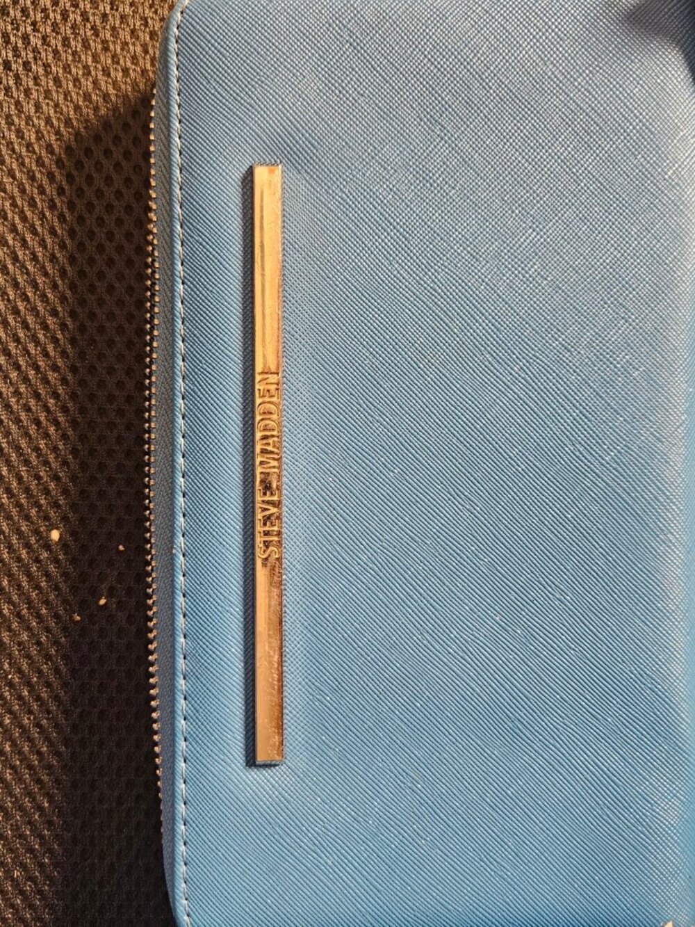 Steve Madden Blue Zip Around Wristlet Wallet Gold Logo